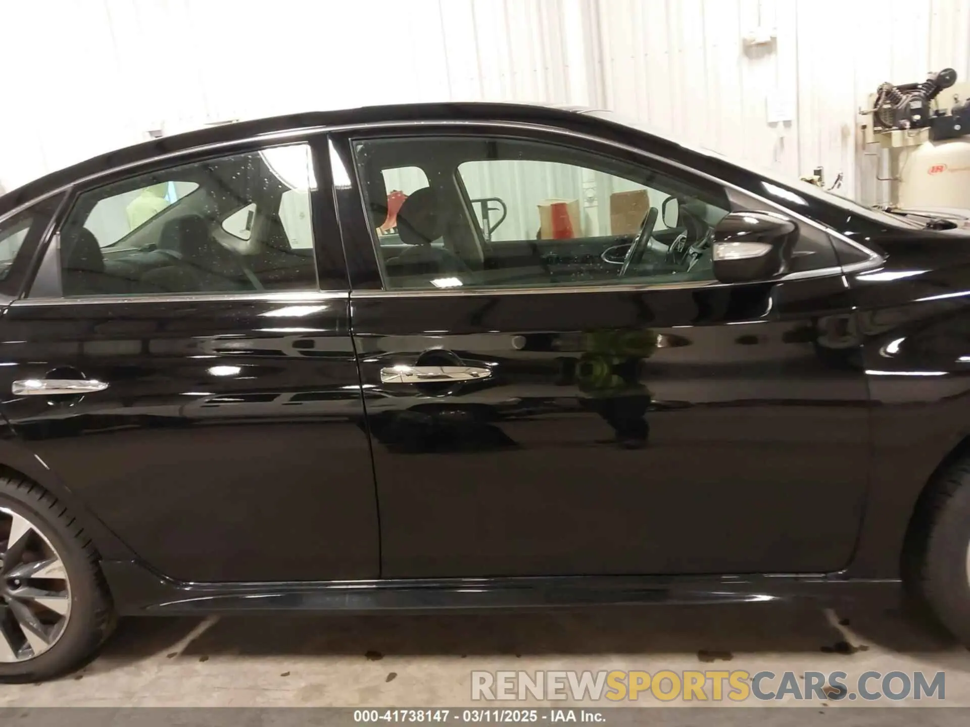 14 Photograph of a damaged car 3N1AB7APXKY401117 NISSAN SENTRA 2019