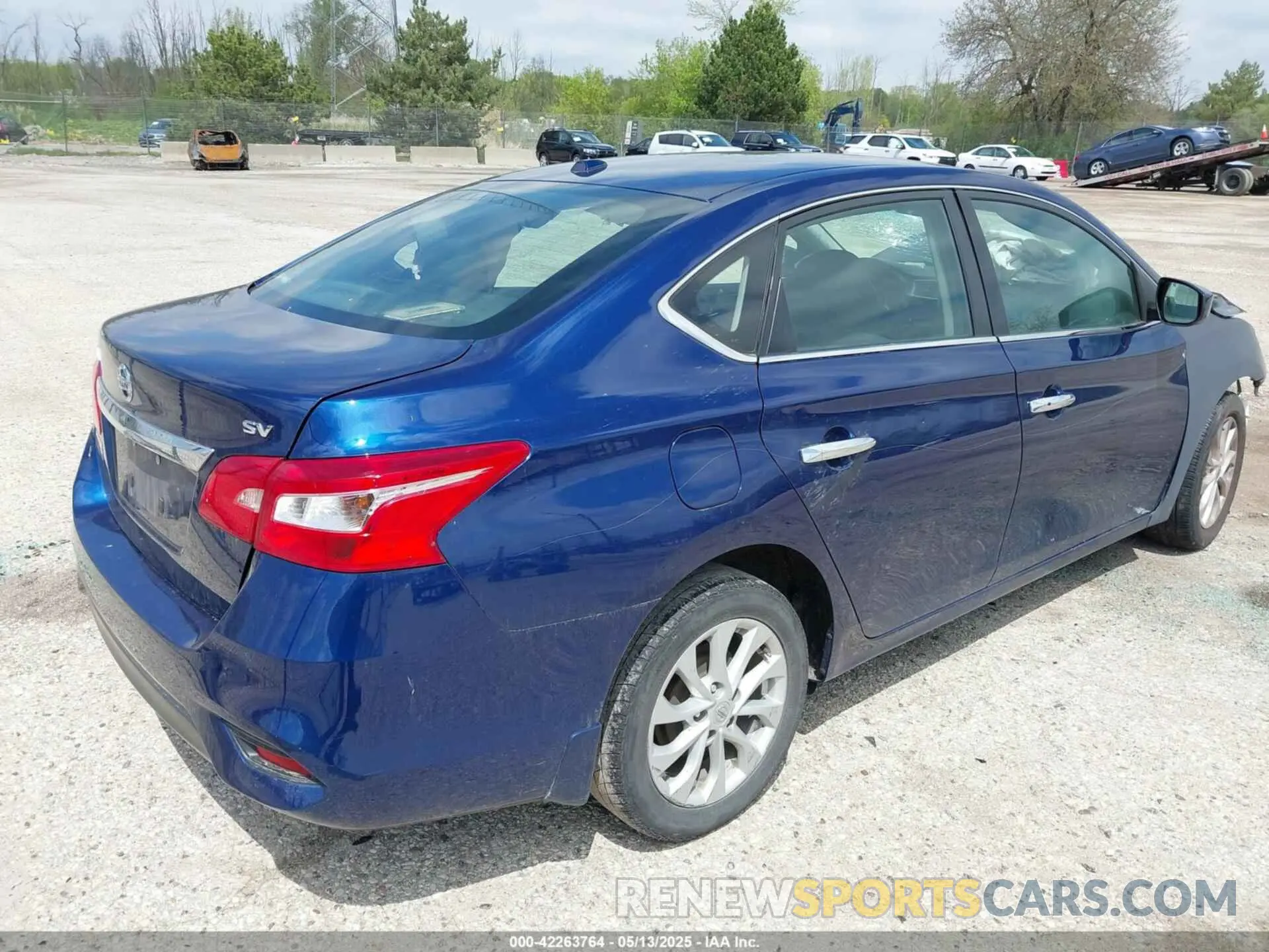 4 Photograph of a damaged car 3N1AB7APXKY404390 NISSAN SENTRA 2019