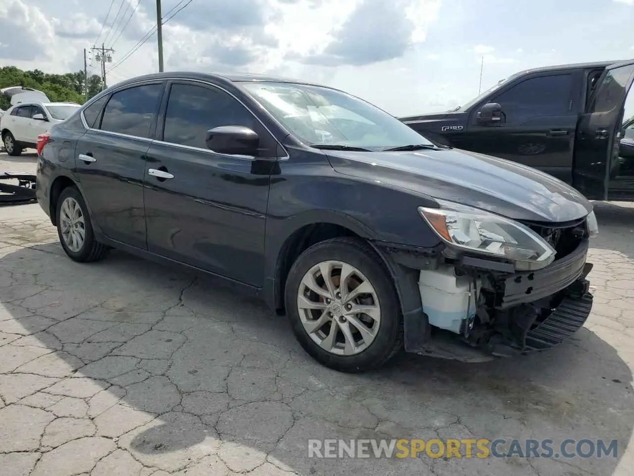 4 Photograph of a damaged car 3N1AB7APXKY404681 NISSAN SENTRA 2019