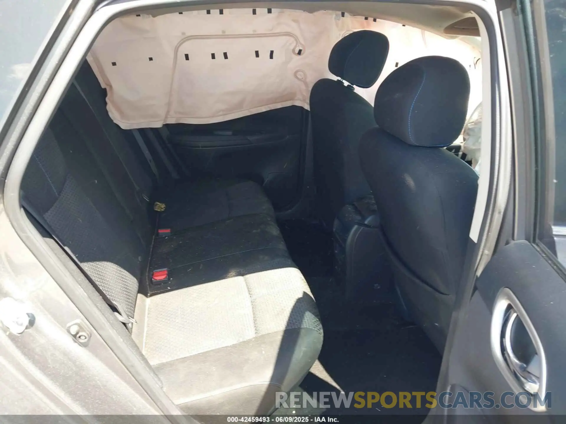8 Photograph of a damaged car 3N1AB7APXKY408083 NISSAN SENTRA 2019