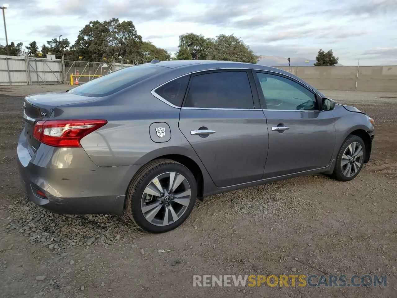 3 Photograph of a damaged car 3N1AB7APXKY412750 NISSAN SENTRA 2019