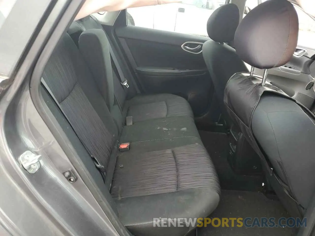 11 Photograph of a damaged car 3N1AB7APXKY417673 NISSAN SENTRA 2019