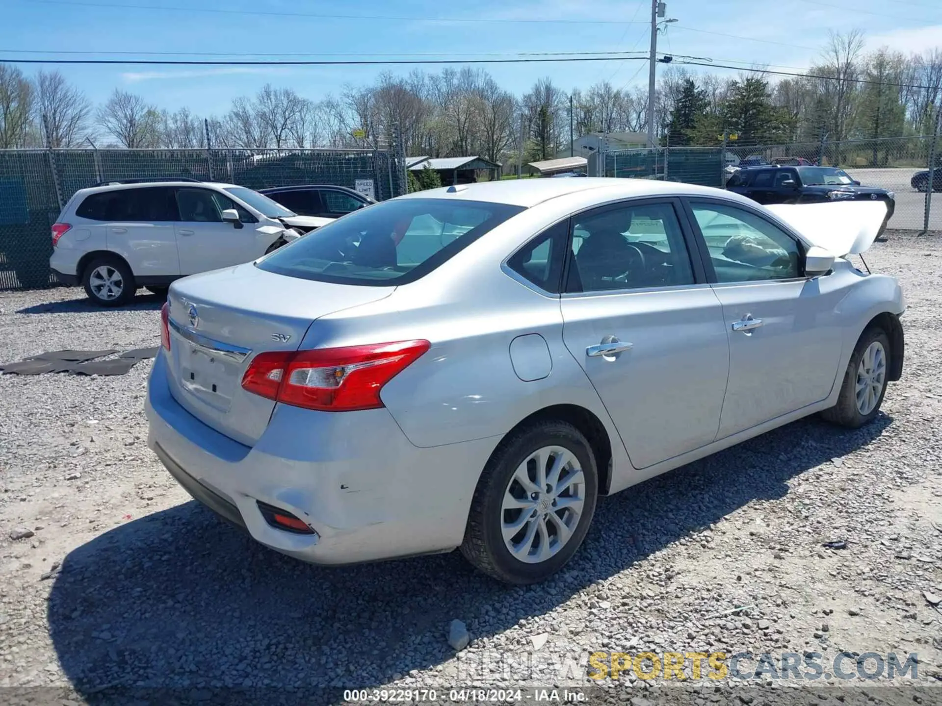 4 Photograph of a damaged car 3N1AB7APXKY451032 NISSAN SENTRA 2019