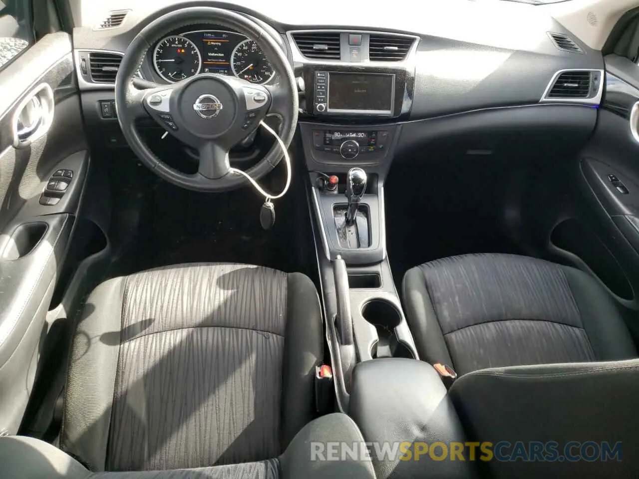 8 Photograph of a damaged car 3N1AB7APXKY452617 NISSAN SENTRA 2019