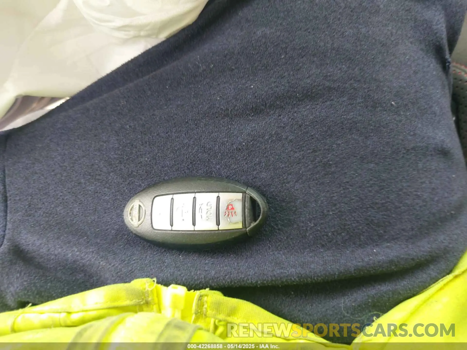 11 Photograph of a damaged car 3N1CB7AP6KY399441 NISSAN SENTRA 2019