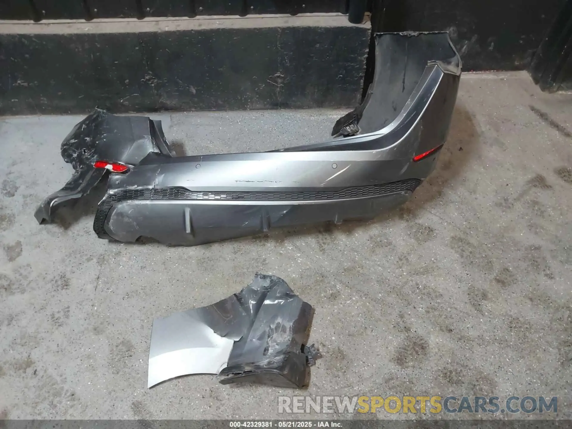 12 Photograph of a damaged car 3N1AB8BV0LY232844 NISSAN SENTRA 2020
