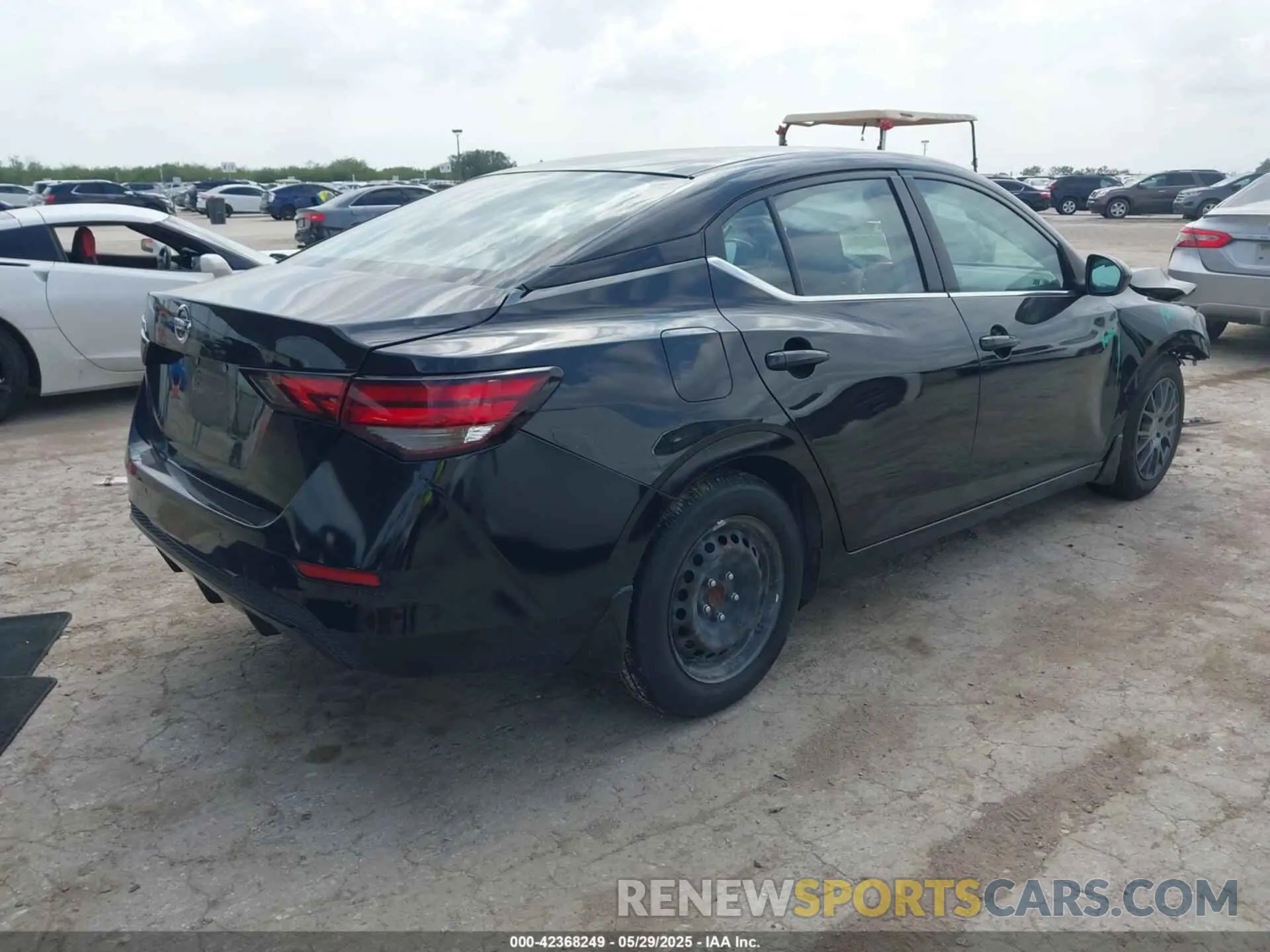 4 Photograph of a damaged car 3N1AB8BV0LY245612 NISSAN SENTRA 2020