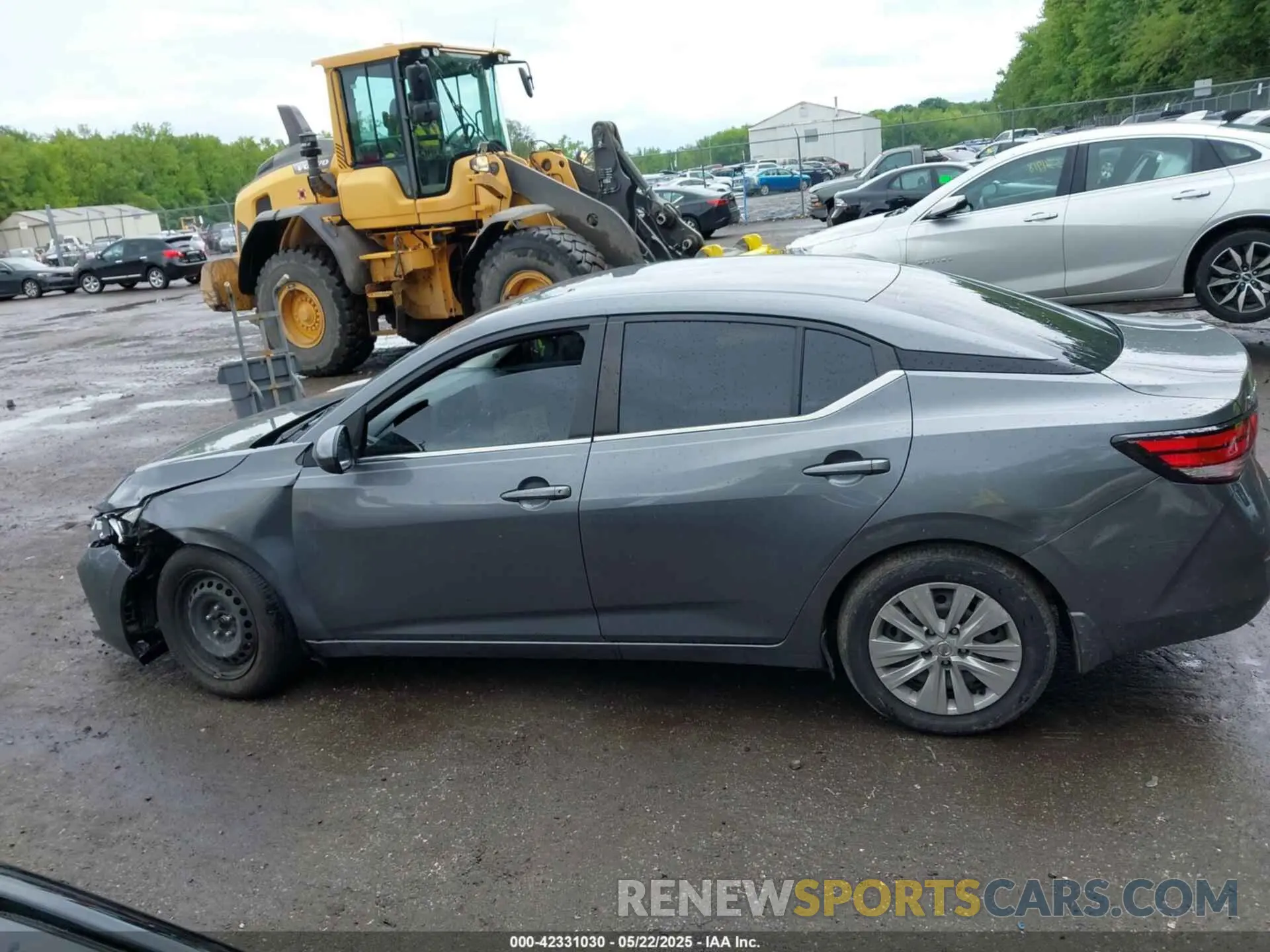 14 Photograph of a damaged car 3N1AB8BV1LY224641 NISSAN SENTRA 2020