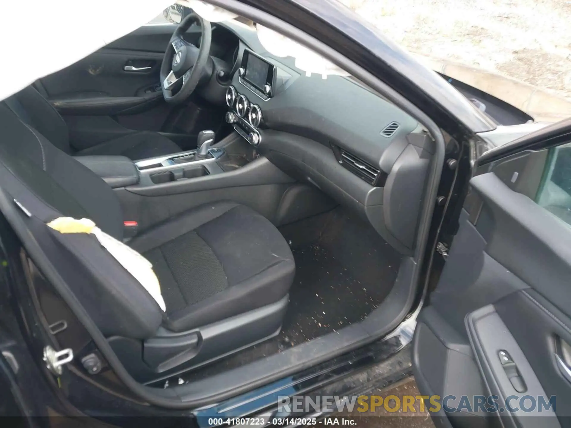 5 Photograph of a damaged car 3N1AB8BV1LY231895 NISSAN SENTRA 2020