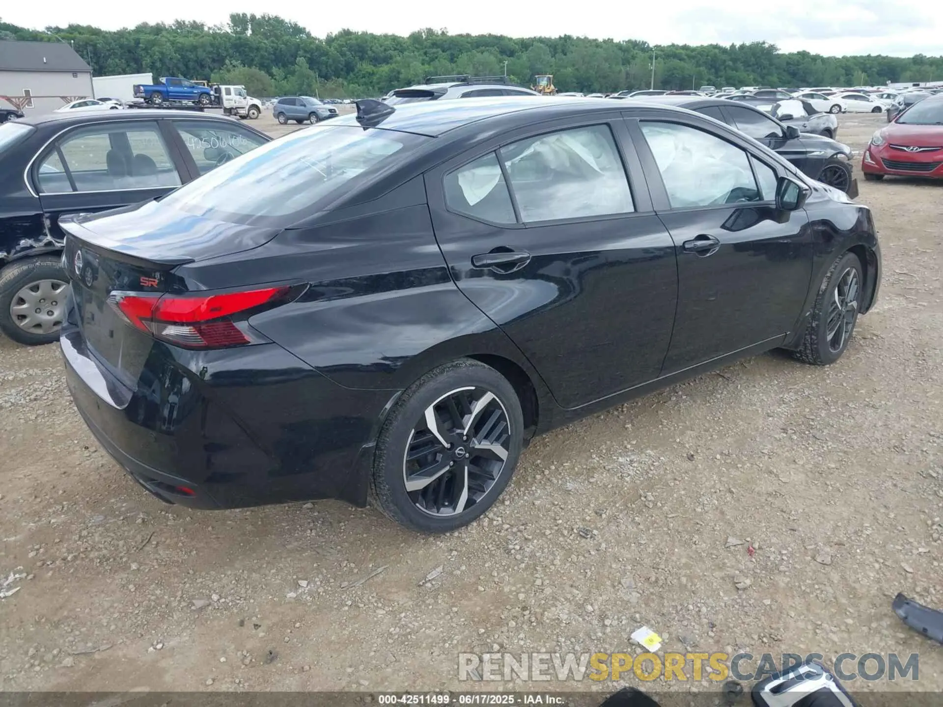 4 Photograph of a damaged car 3N1AB8BV1LY255100 NISSAN SENTRA 2020