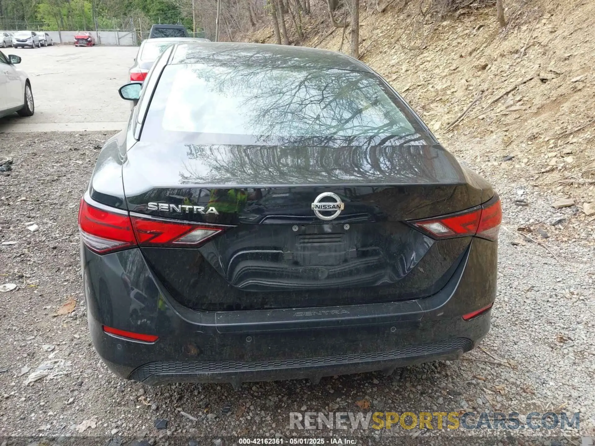 16 Photograph of a damaged car 3N1AB8BV2LY308418 NISSAN SENTRA 2020