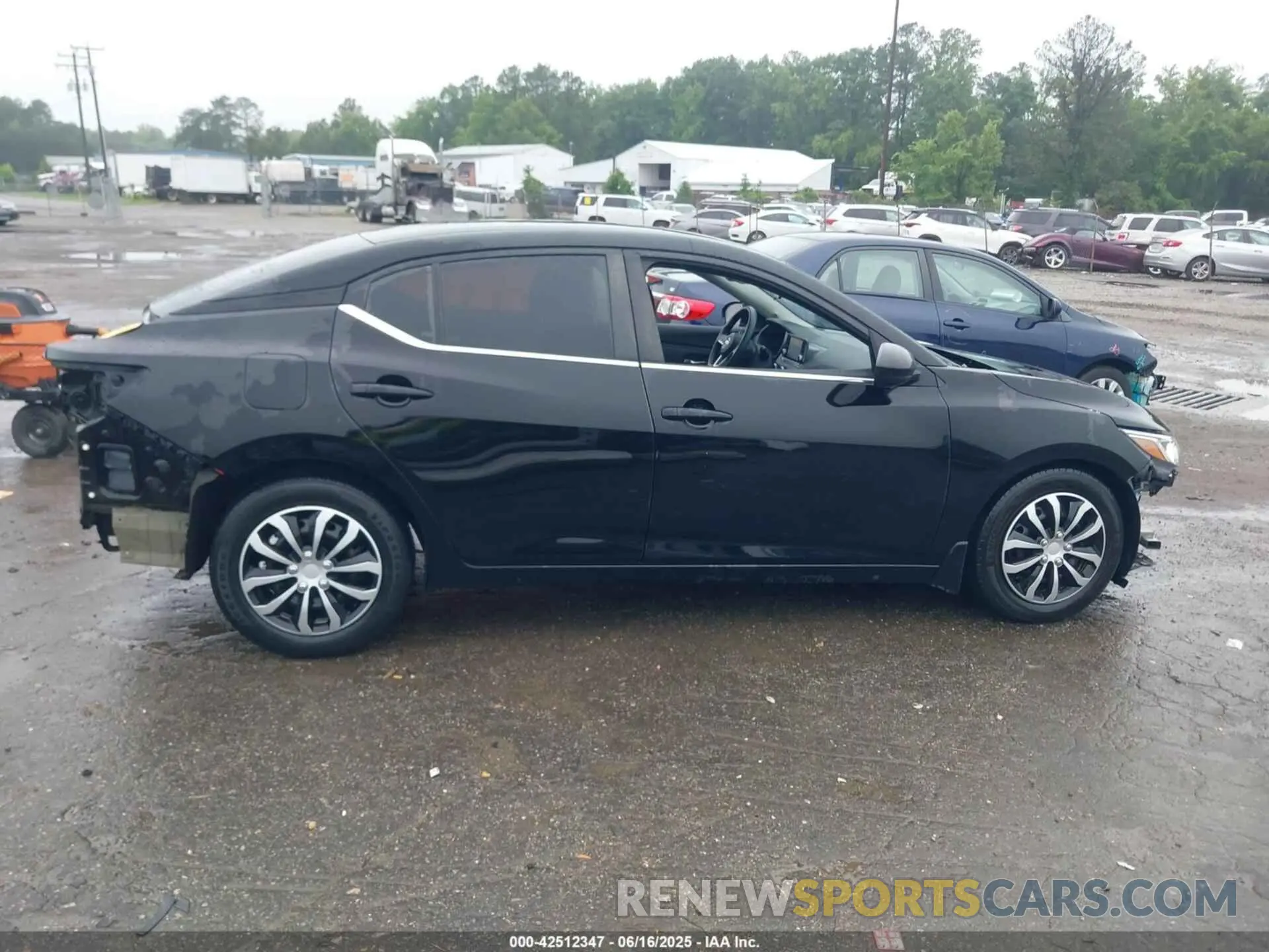 13 Photograph of a damaged car 3N1AB8BV3LY275770 NISSAN SENTRA 2020