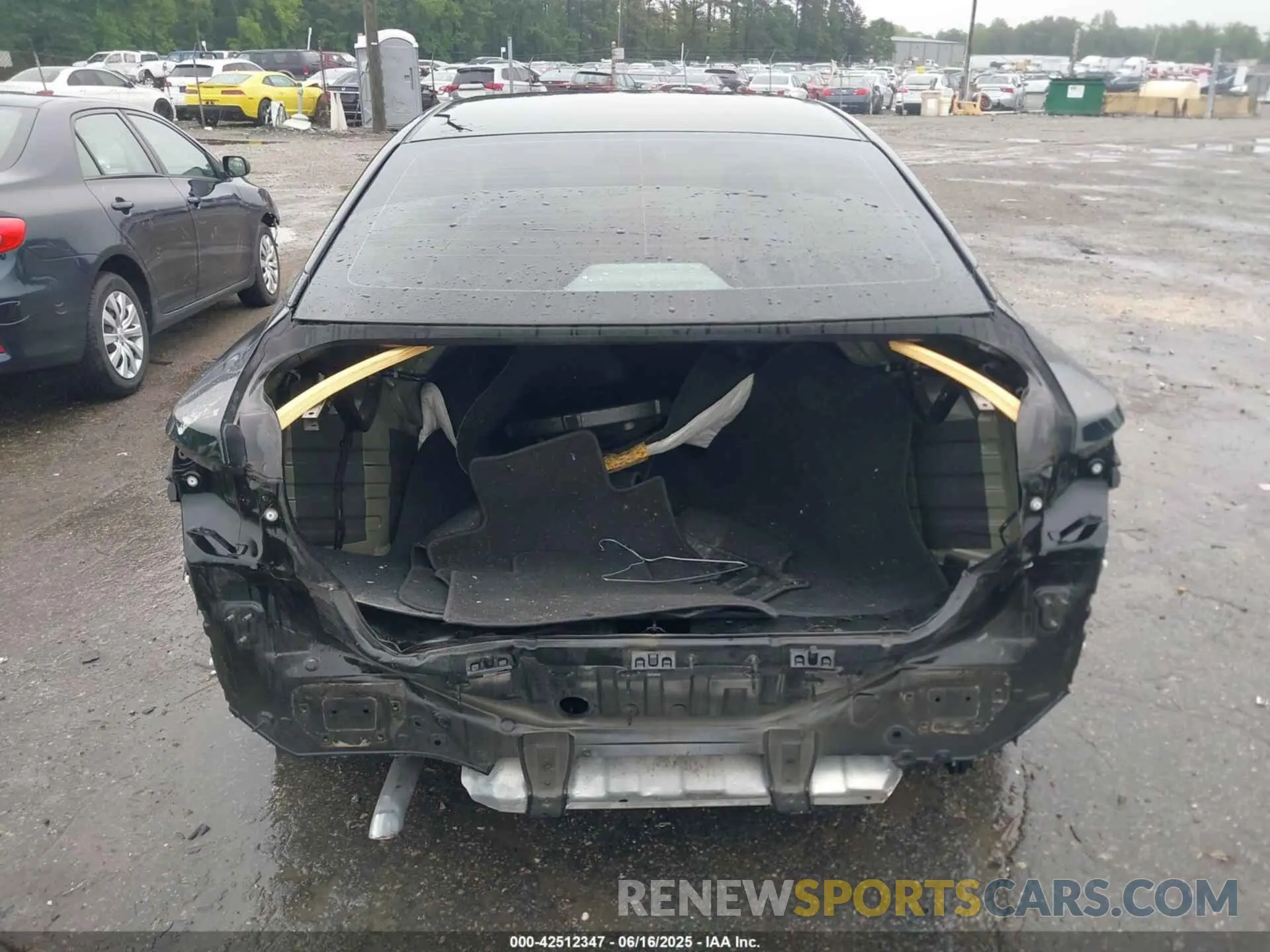 16 Photograph of a damaged car 3N1AB8BV3LY275770 NISSAN SENTRA 2020