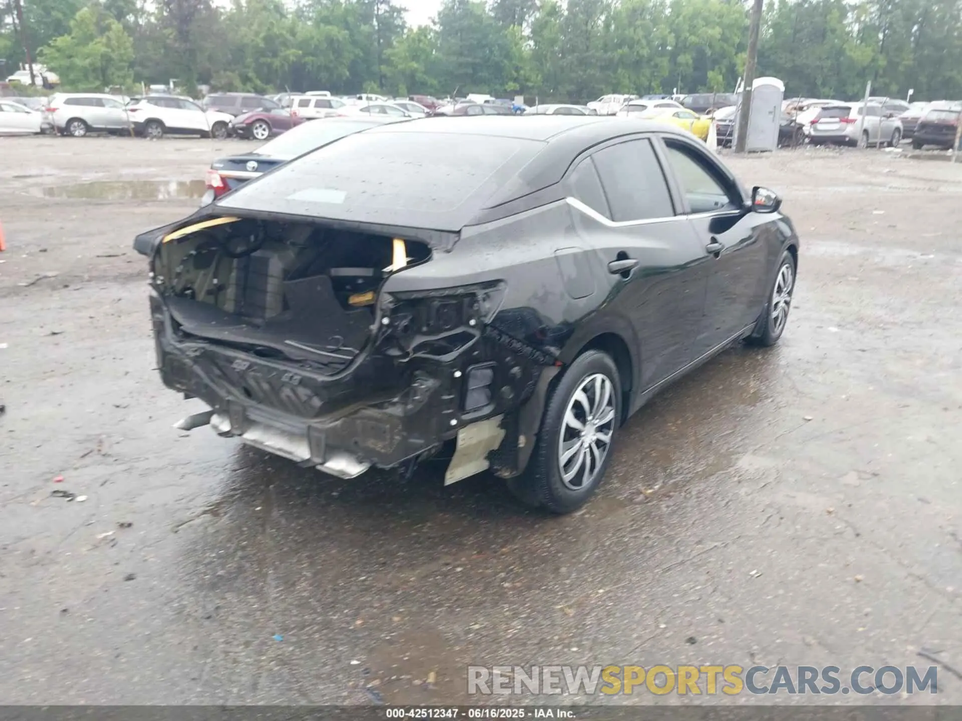 4 Photograph of a damaged car 3N1AB8BV3LY275770 NISSAN SENTRA 2020