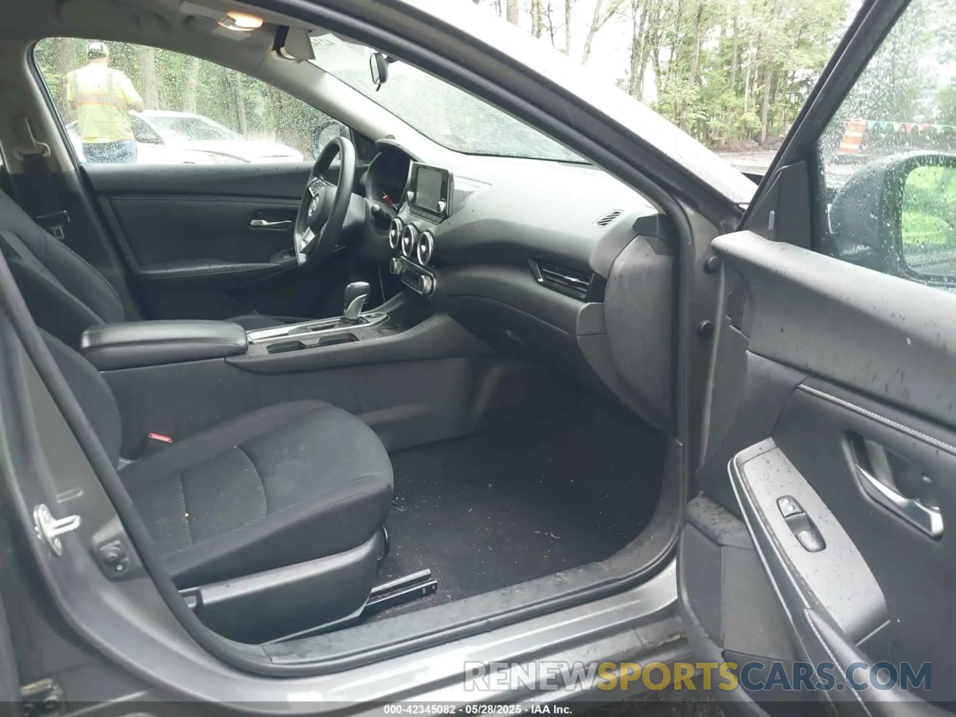 5 Photograph of a damaged car 3N1AB8BV3LY291838 NISSAN SENTRA 2020
