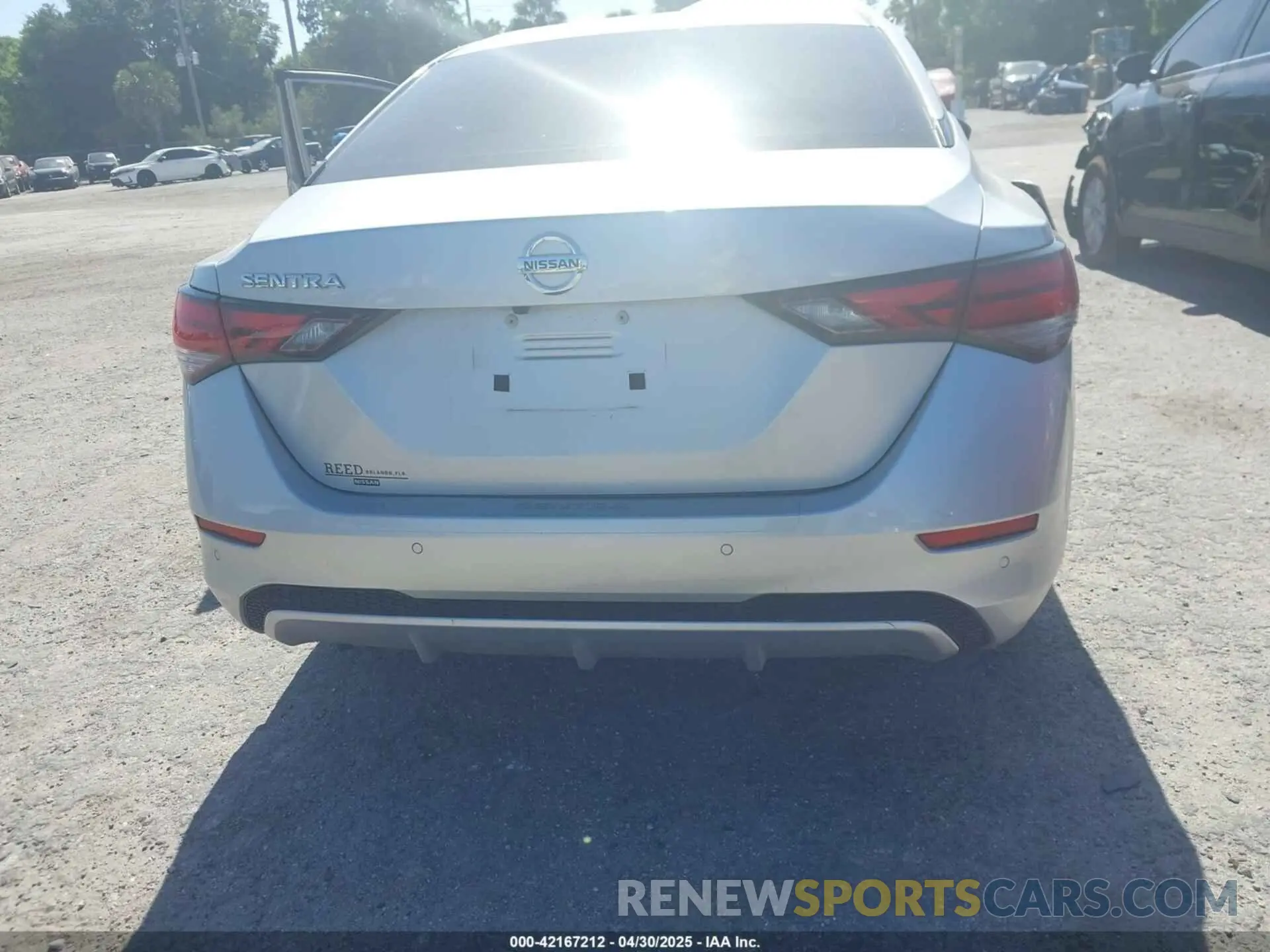16 Photograph of a damaged car 3N1AB8BV5LY275270 NISSAN SENTRA 2020