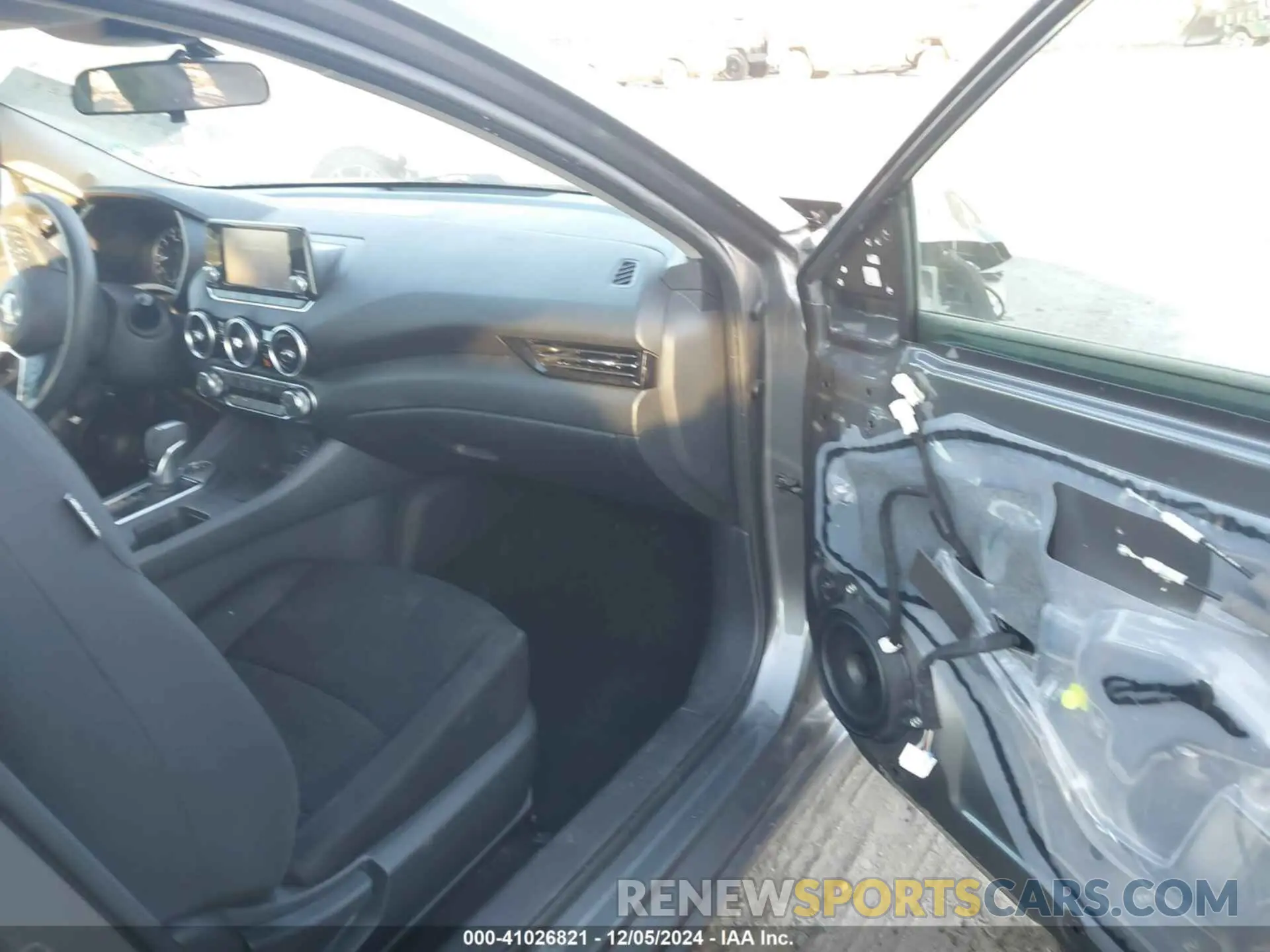 5 Photograph of a damaged car 3N1AB8BV5LY291064 NISSAN SENTRA 2020