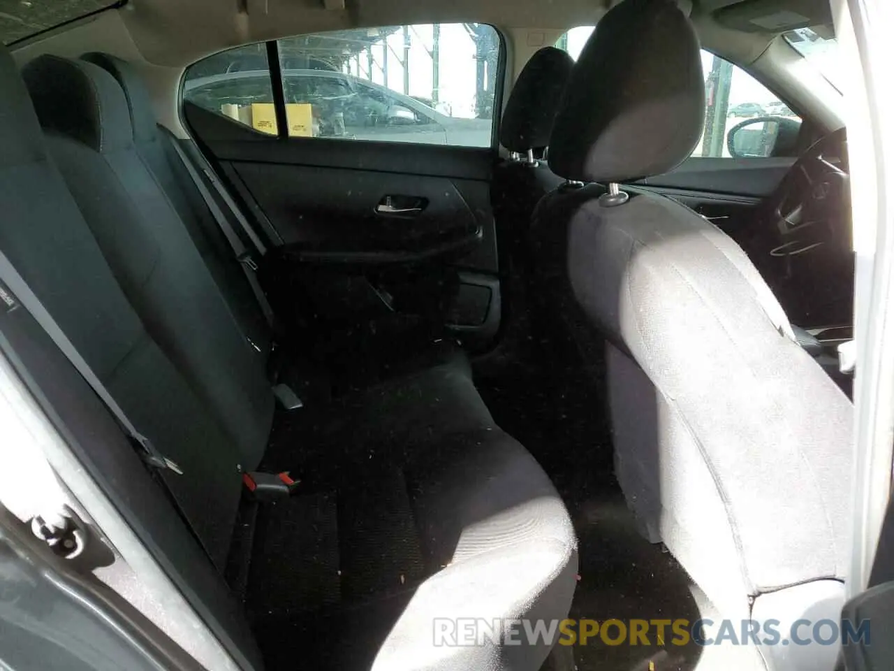 10 Photograph of a damaged car 3N1AB8BV8LY210686 NISSAN SENTRA 2020