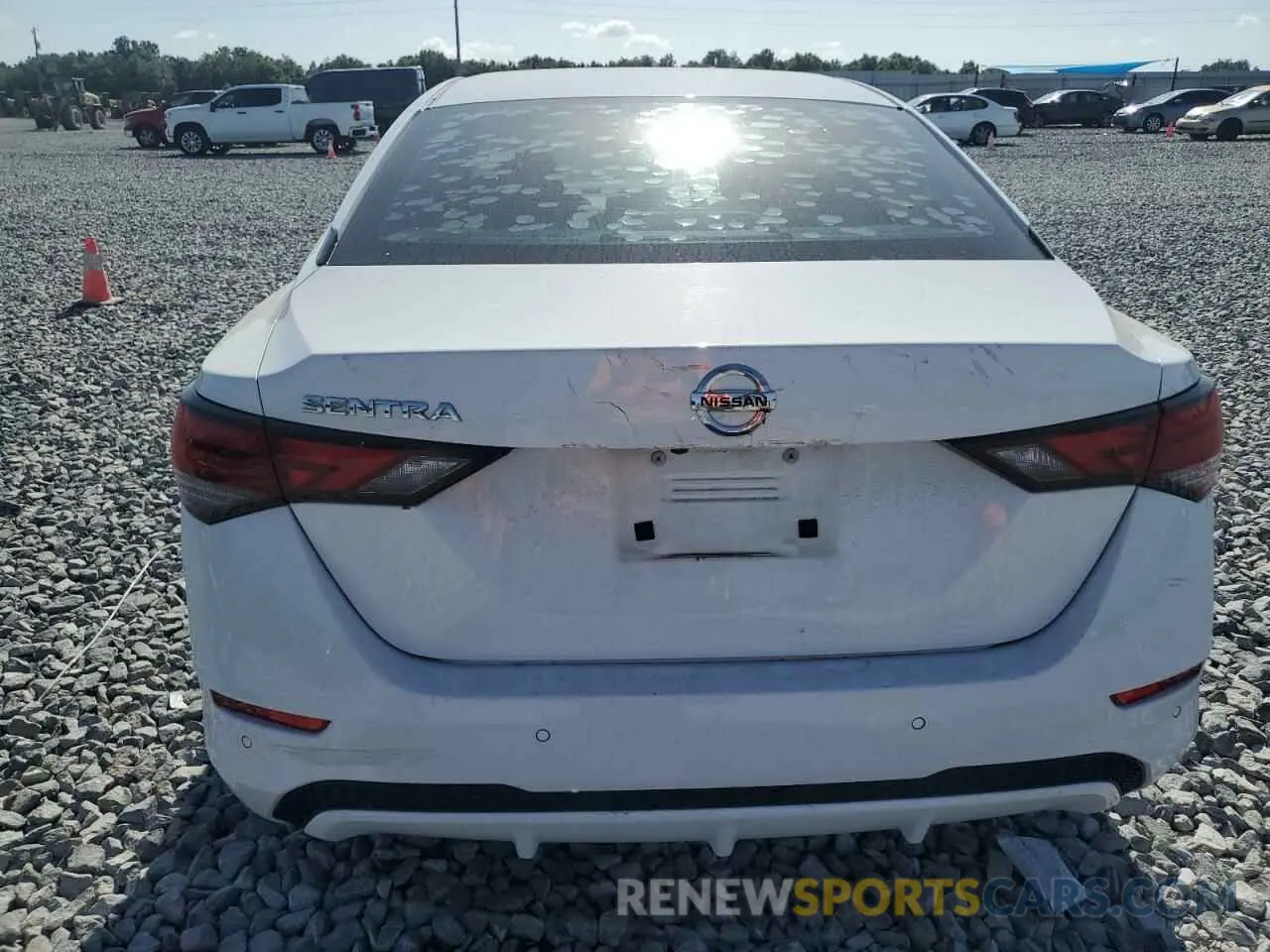 6 Photograph of a damaged car 3N1AB8BV8LY225298 NISSAN SENTRA 2020