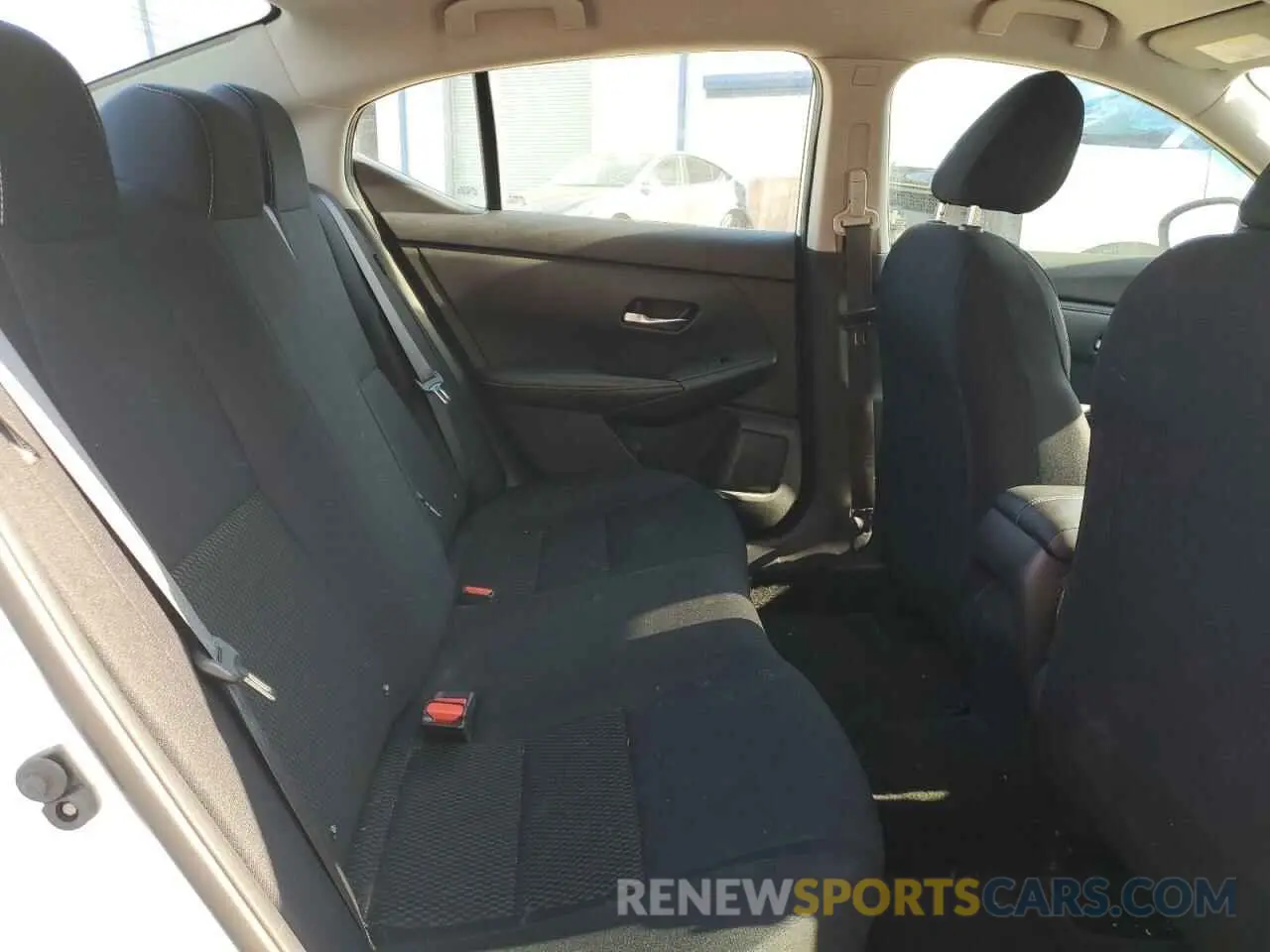10 Photograph of a damaged car 3N1AB8BV9LY222975 NISSAN SENTRA 2020