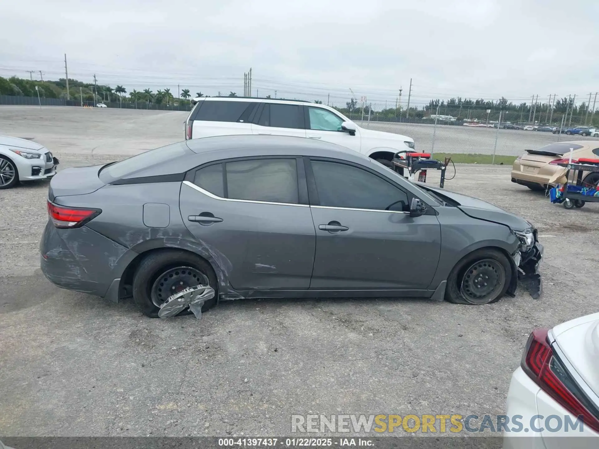 13 Photograph of a damaged car 3N1AB8BVXLY291612 NISSAN SENTRA 2020