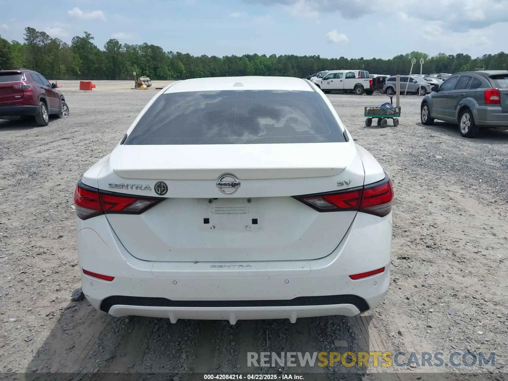 16 Photograph of a damaged car 3N1AB8CV0LY223754 NISSAN SENTRA 2020