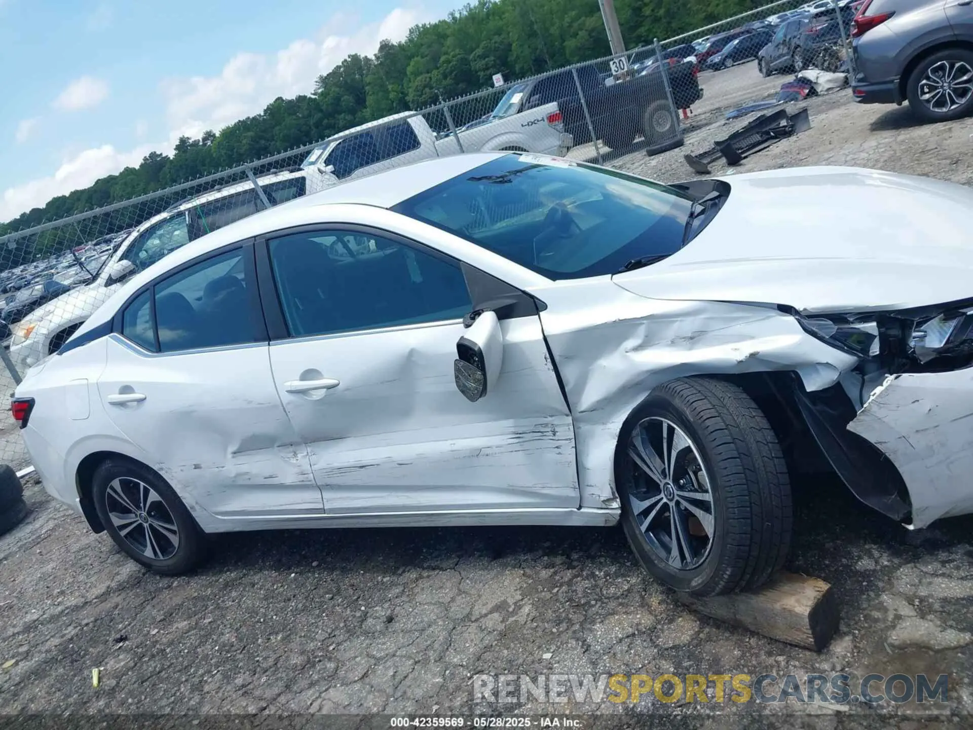 13 Photograph of a damaged car 3N1AB8CV0LY275952 NISSAN SENTRA 2020