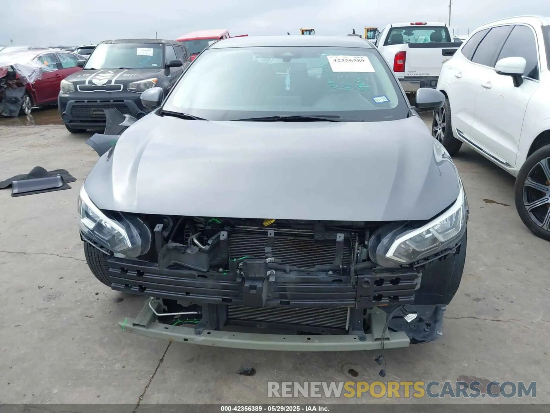 13 Photograph of a damaged car 3N1AB8CV0LY282884 NISSAN SENTRA 2020