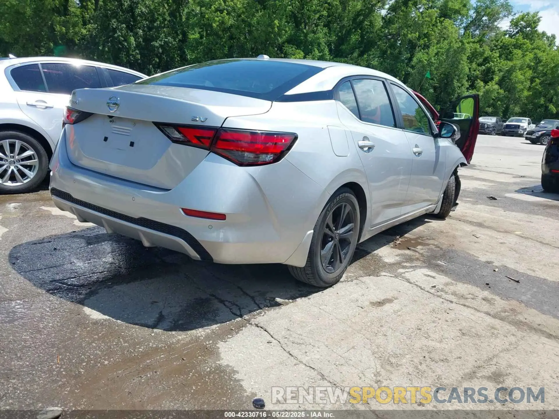 4 Photograph of a damaged car 3N1AB8CV0LY296784 NISSAN SENTRA 2020