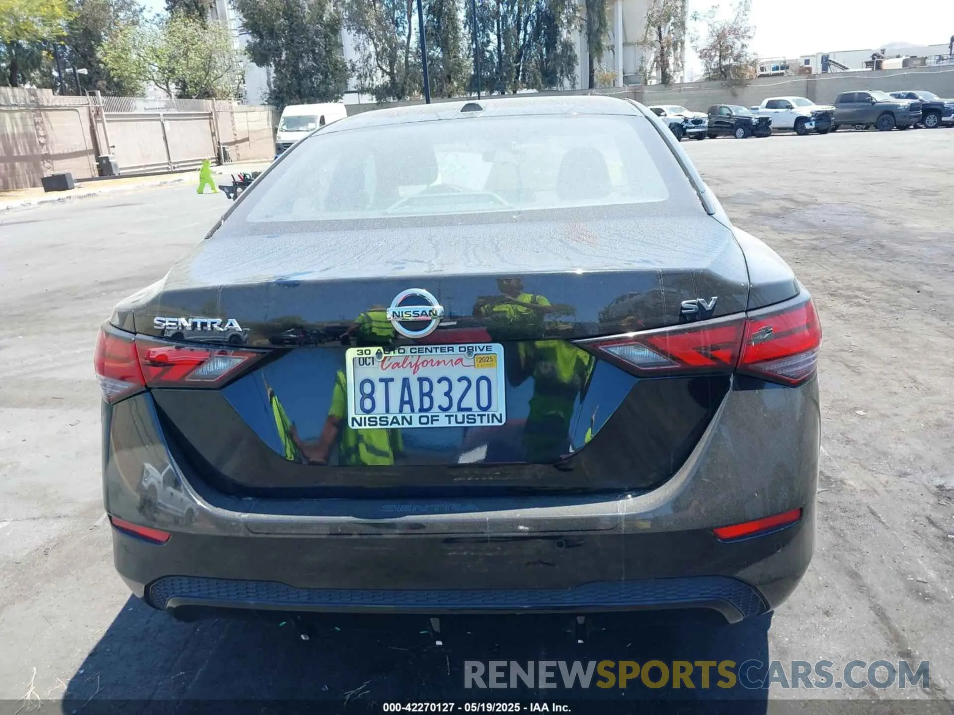 15 Photograph of a damaged car 3N1AB8CV0LY304995 NISSAN SENTRA 2020