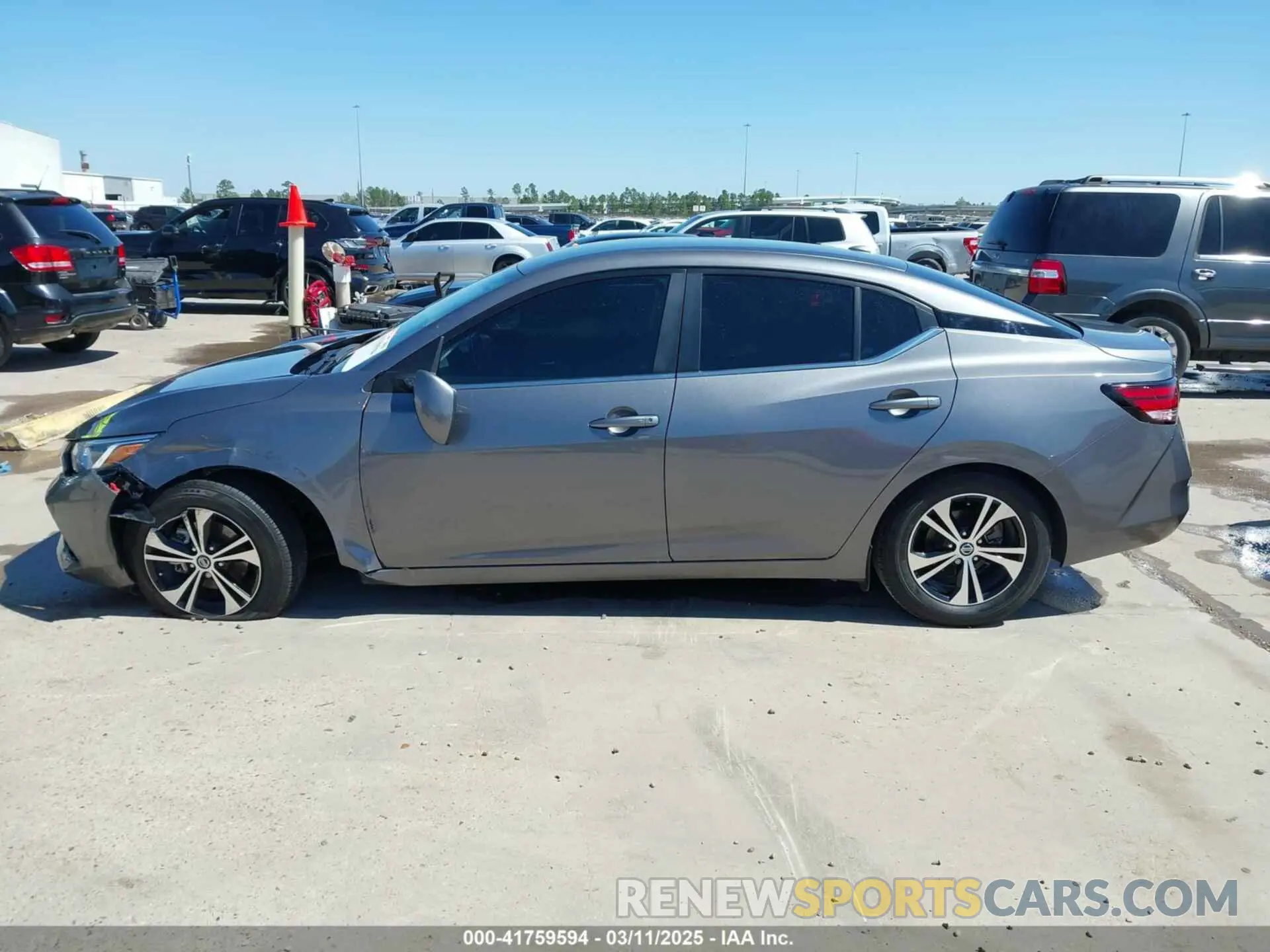 13 Photograph of a damaged car 3N1AB8CV0LY311798 NISSAN SENTRA 2020