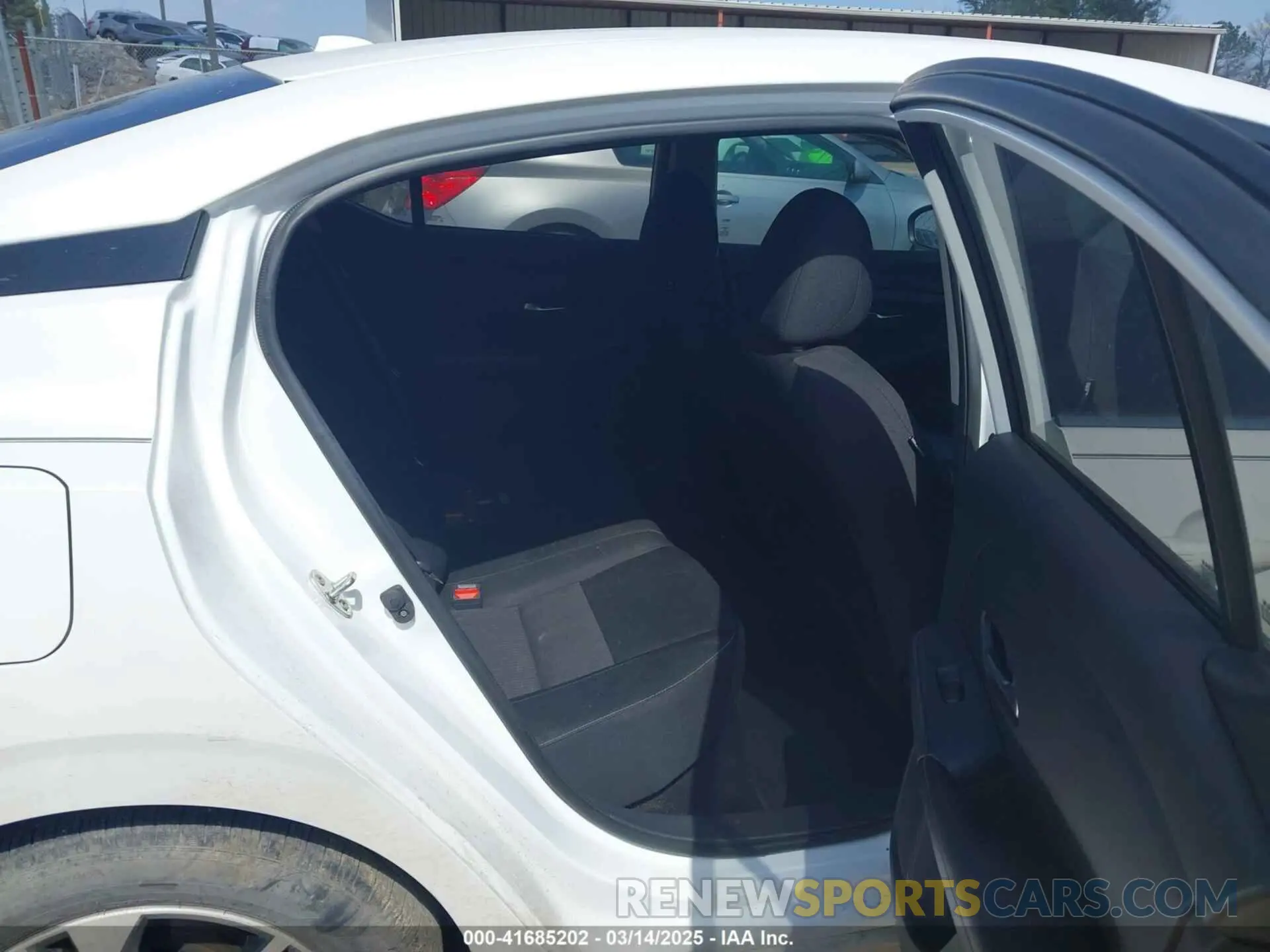 8 Photograph of a damaged car 3N1AB8CV1LY243656 NISSAN SENTRA 2020
