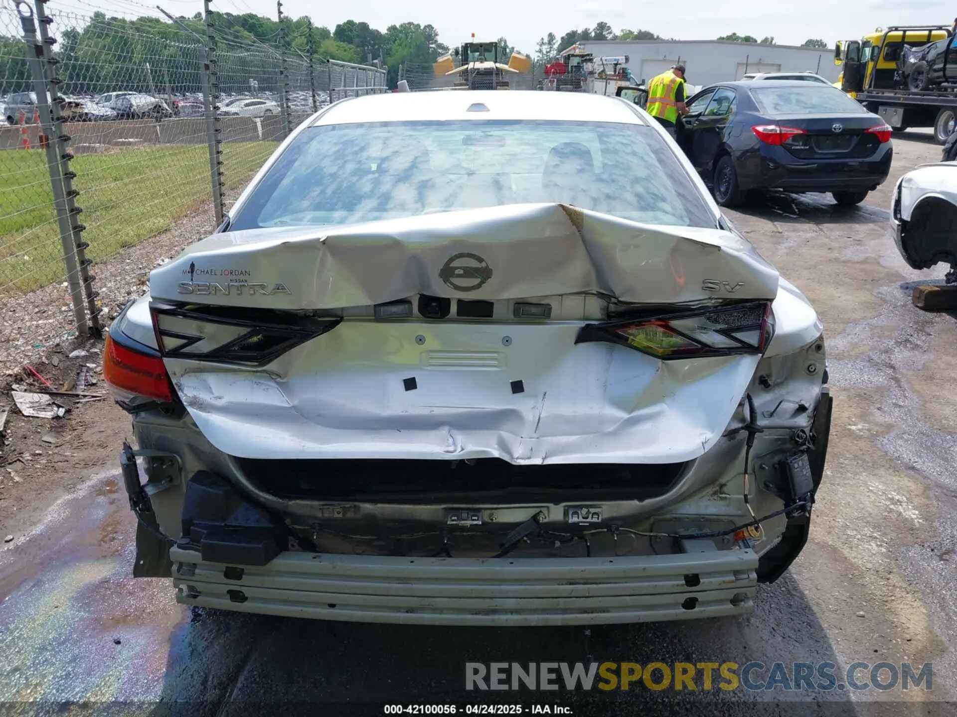 16 Photograph of a damaged car 3N1AB8CV1LY266418 NISSAN SENTRA 2020