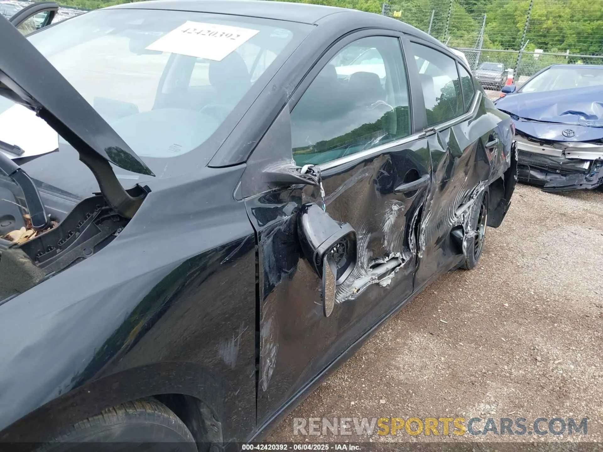 6 Photograph of a damaged car 3N1AB8CV2LY215820 NISSAN SENTRA 2020