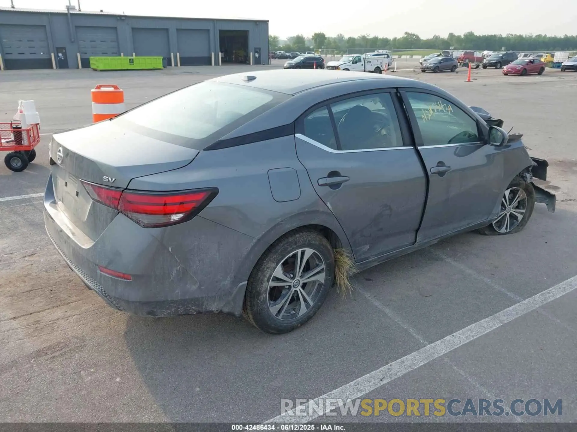 4 Photograph of a damaged car 3N1AB8CV2LY301113 NISSAN SENTRA 2020