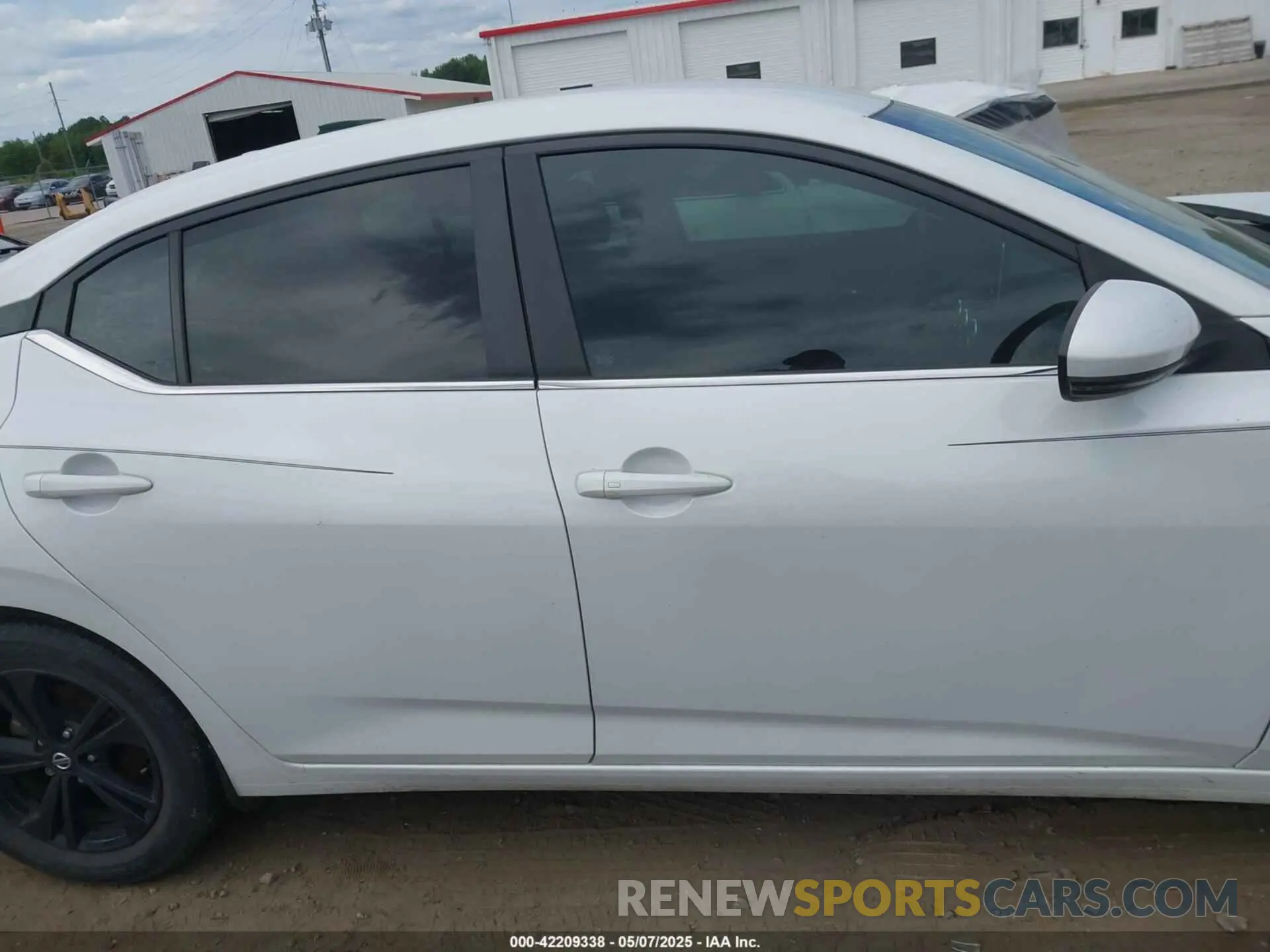 13 Photograph of a damaged car 3N1AB8CV3LY206267 NISSAN SENTRA 2020