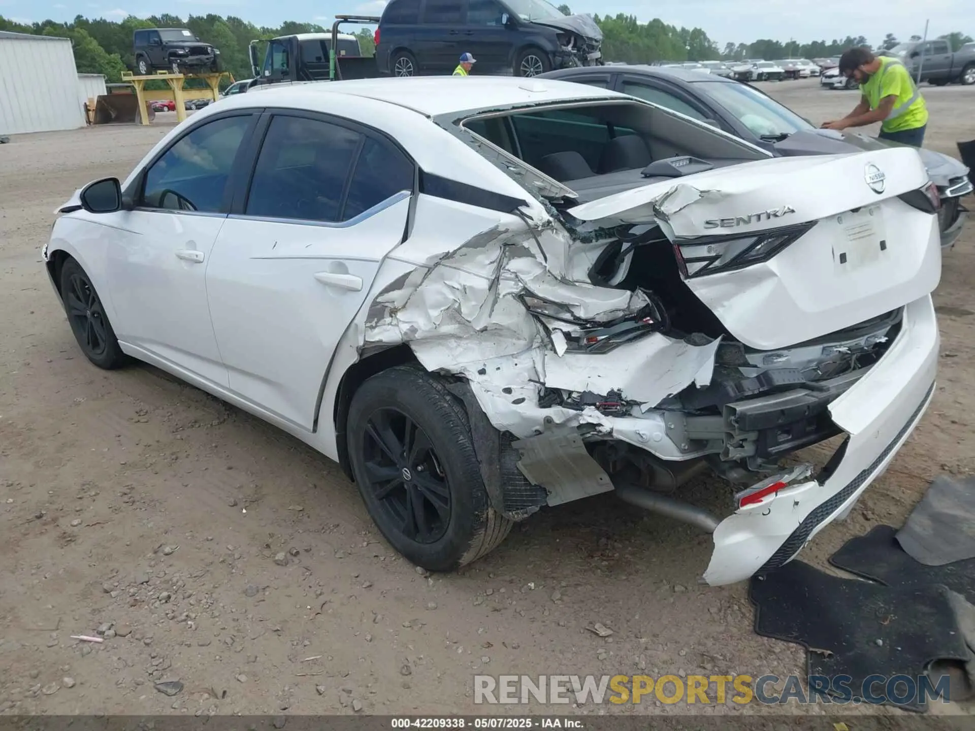 3 Photograph of a damaged car 3N1AB8CV3LY206267 NISSAN SENTRA 2020