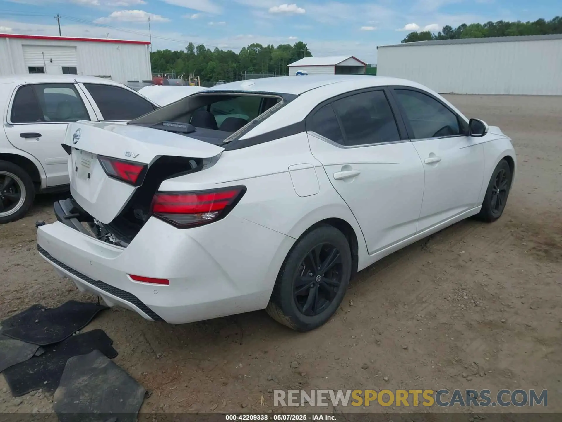 4 Photograph of a damaged car 3N1AB8CV3LY206267 NISSAN SENTRA 2020