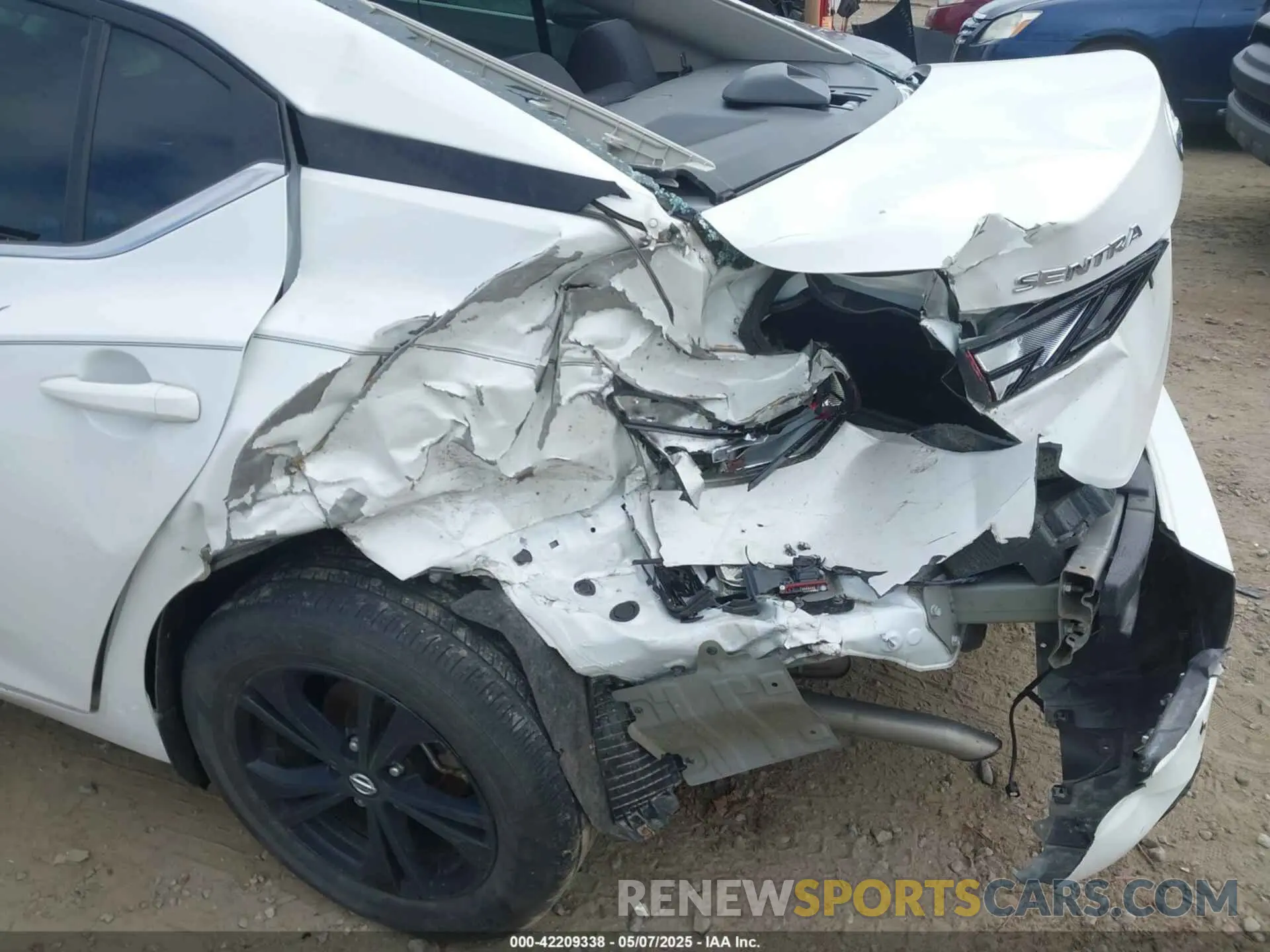 6 Photograph of a damaged car 3N1AB8CV3LY206267 NISSAN SENTRA 2020