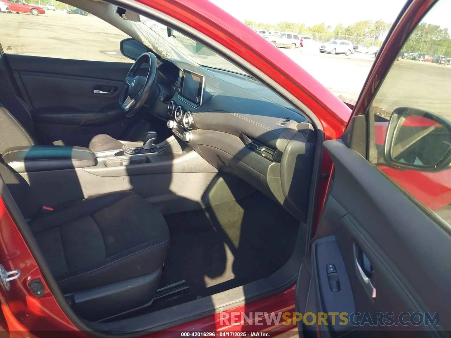 5 Photograph of a damaged car 3N1AB8CV3LY275332 NISSAN SENTRA 2020