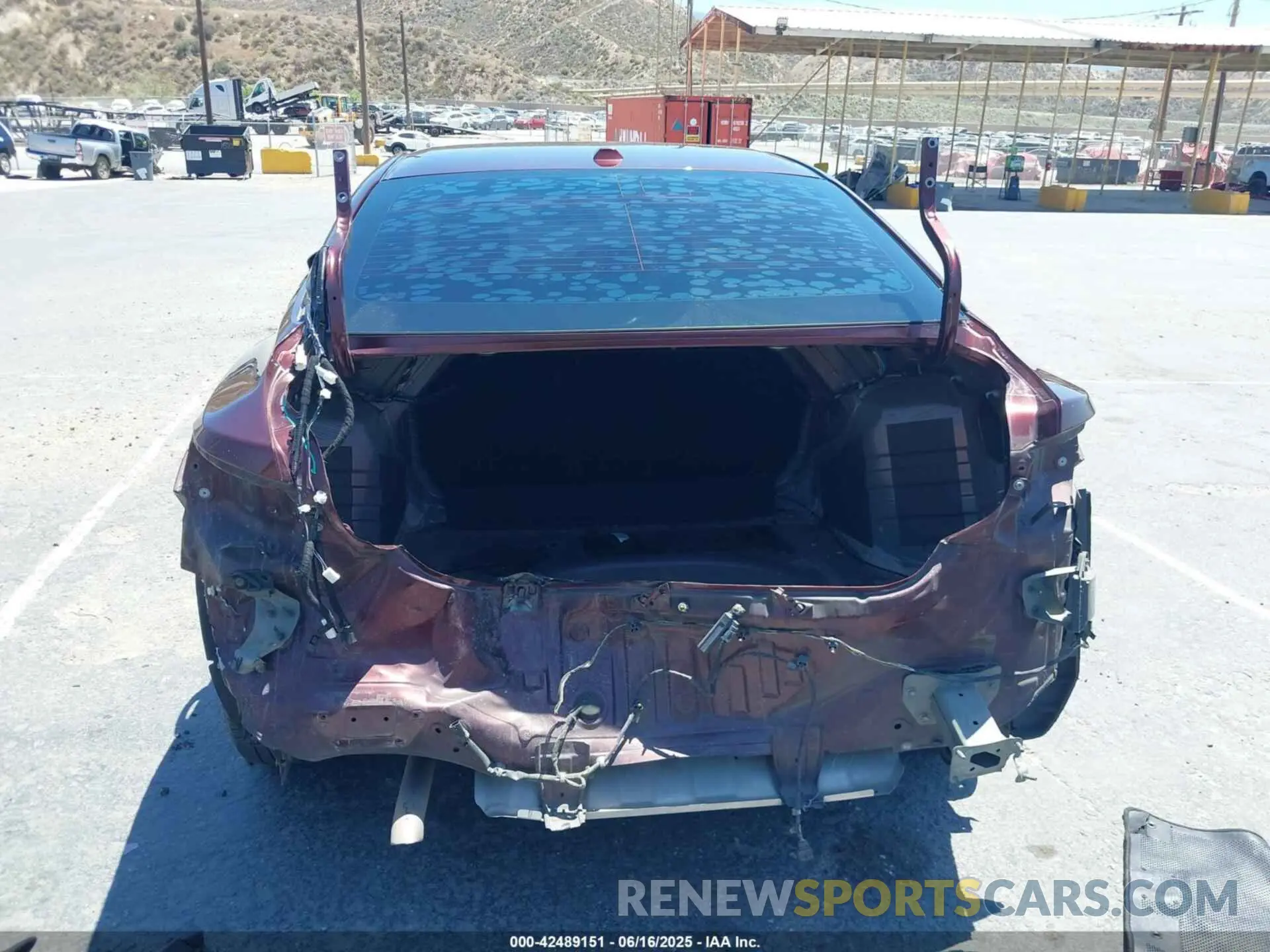 17 Photograph of a damaged car 3N1AB8CV4LY236961 NISSAN SENTRA 2020