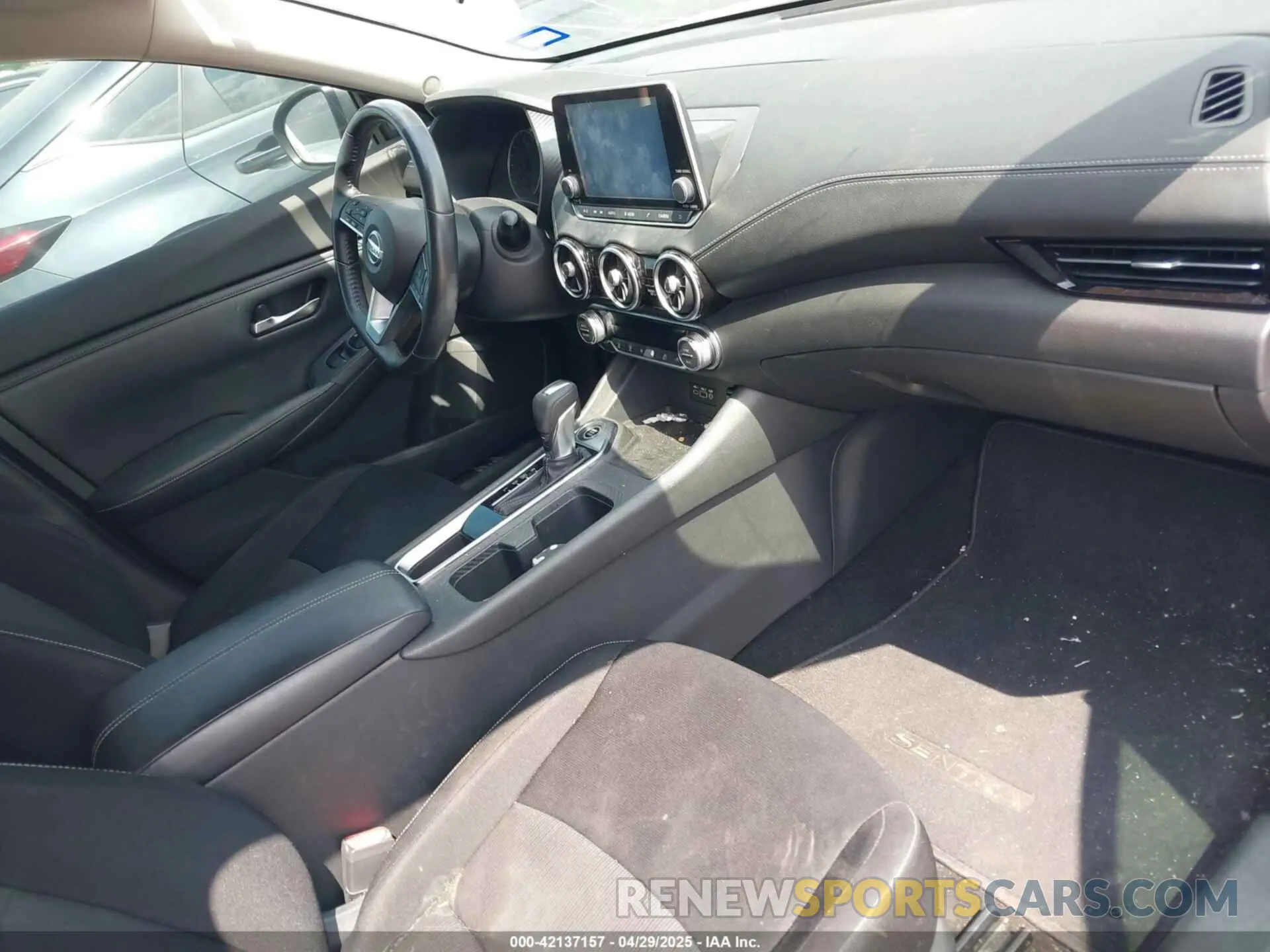 5 Photograph of a damaged car 3N1AB8CV5LY207470 NISSAN SENTRA 2020