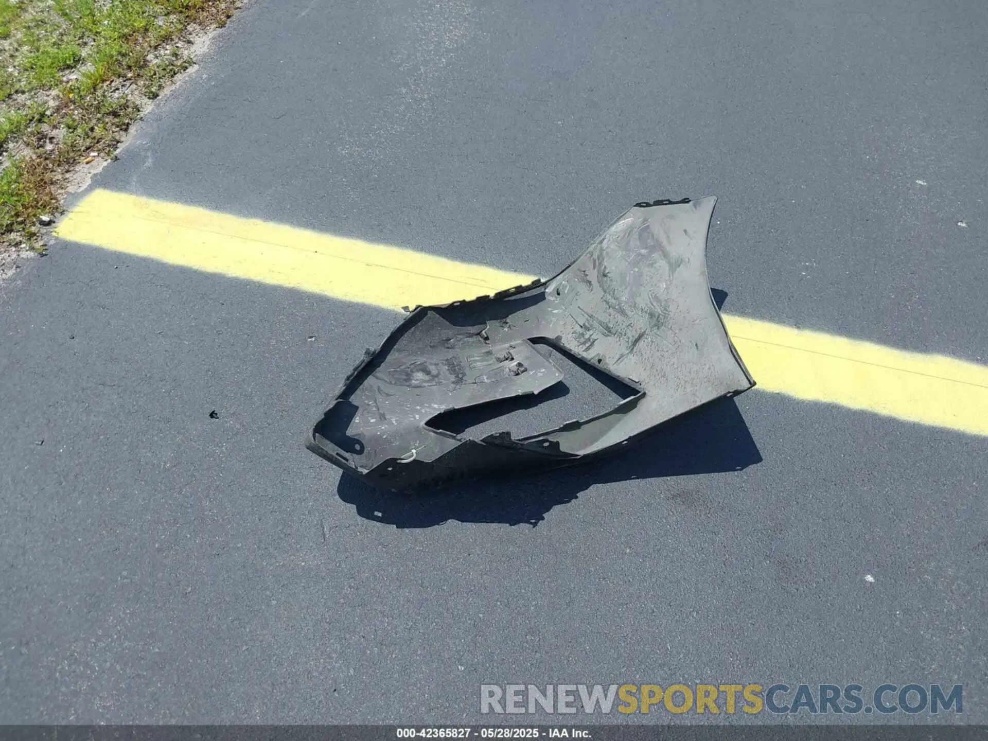 12 Photograph of a damaged car 3N1AB8CV5LY241781 NISSAN SENTRA 2020