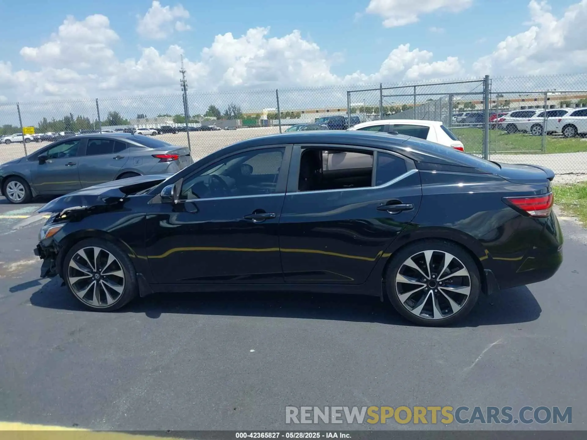 15 Photograph of a damaged car 3N1AB8CV5LY241781 NISSAN SENTRA 2020
