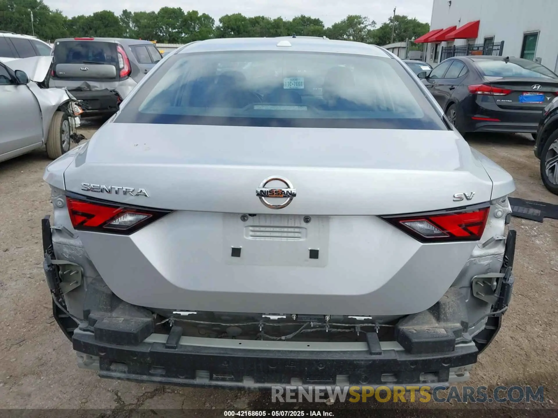 17 Photograph of a damaged car 3N1AB8CV5LY247189 NISSAN SENTRA 2020