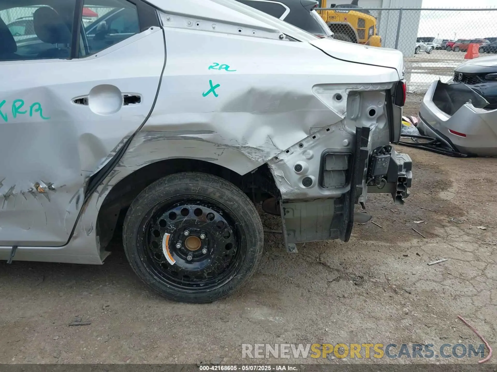6 Photograph of a damaged car 3N1AB8CV5LY247189 NISSAN SENTRA 2020