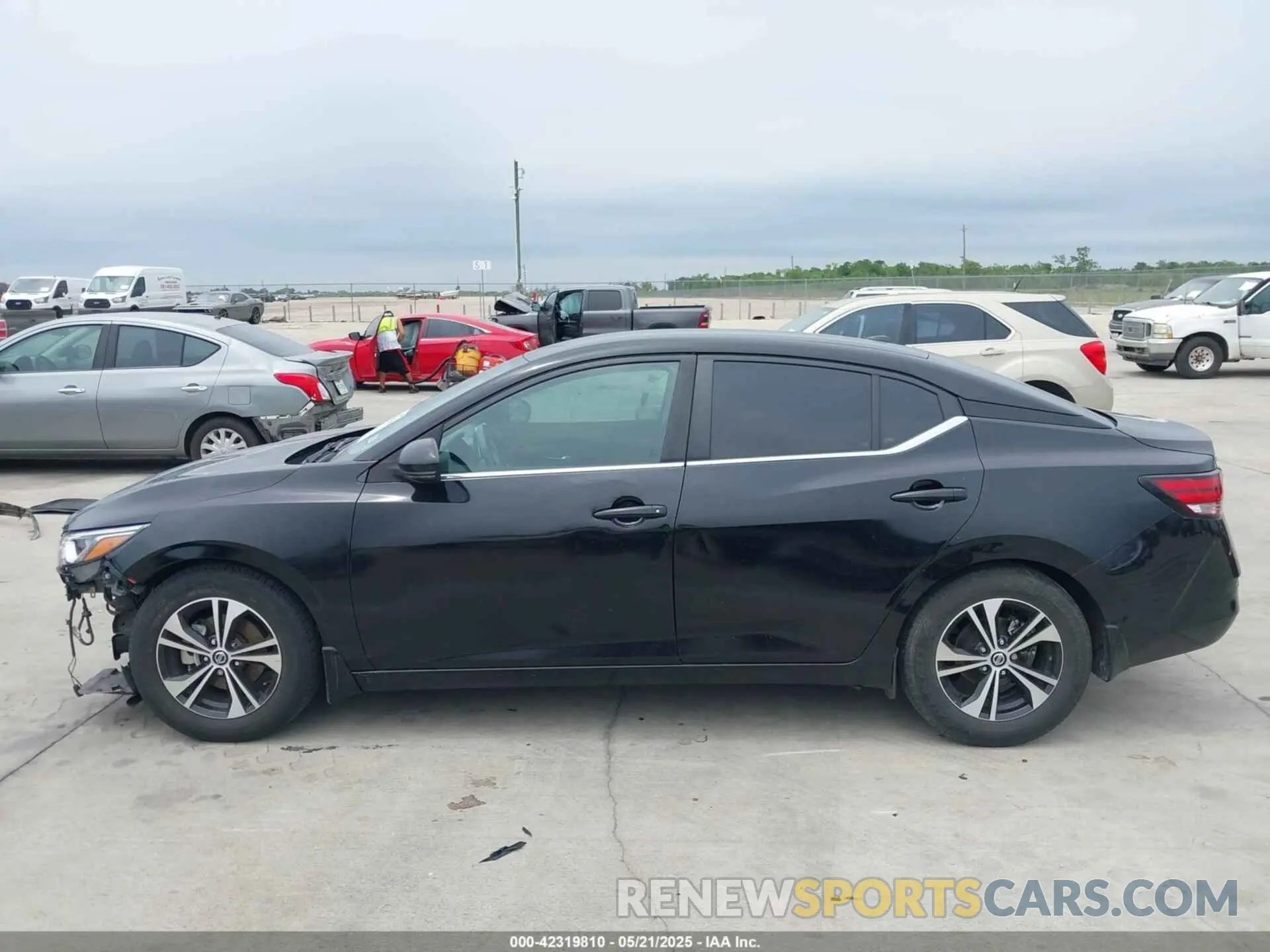 15 Photograph of a damaged car 3N1AB8CV5LY271394 NISSAN SENTRA 2020