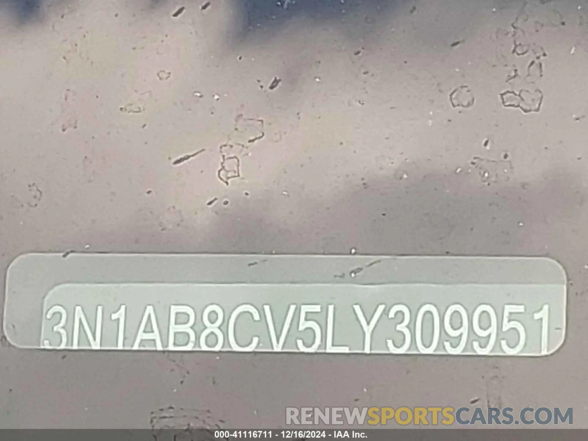 18 Photograph of a damaged car 3N1AB8CV5LY309951 NISSAN SENTRA 2020