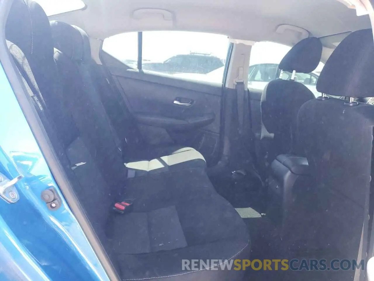 10 Photograph of a damaged car 3N1AB8CV5LY312526 NISSAN SENTRA 2020