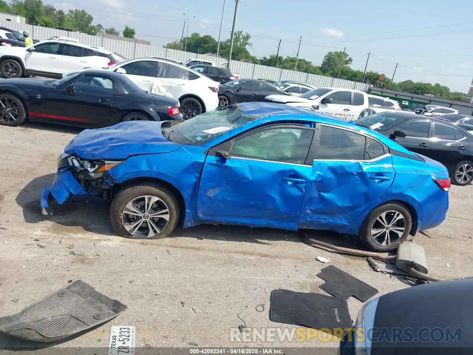 13 Photograph of a damaged car 3N1AB8CV6LY232586 NISSAN SENTRA 2020